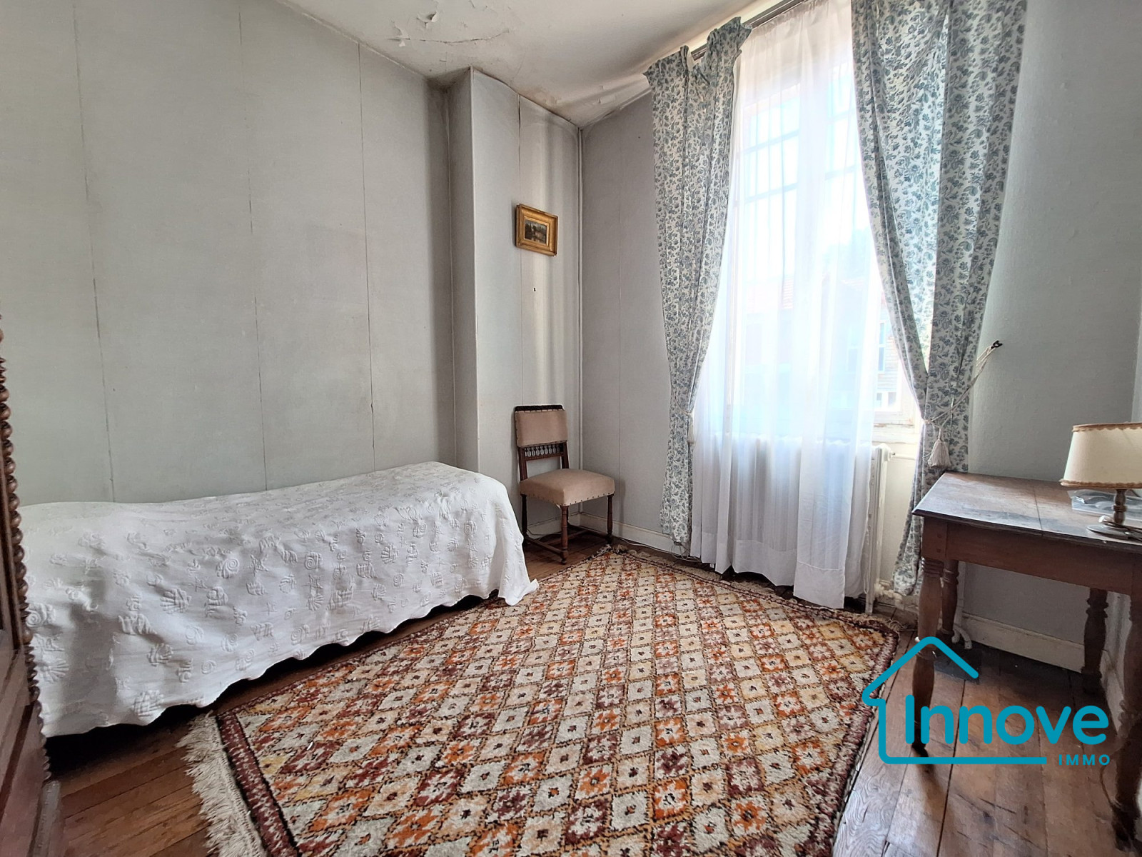 
                                                Vente
                                                 Rare à la vente : Grande maison de caractère sur vaste terrain