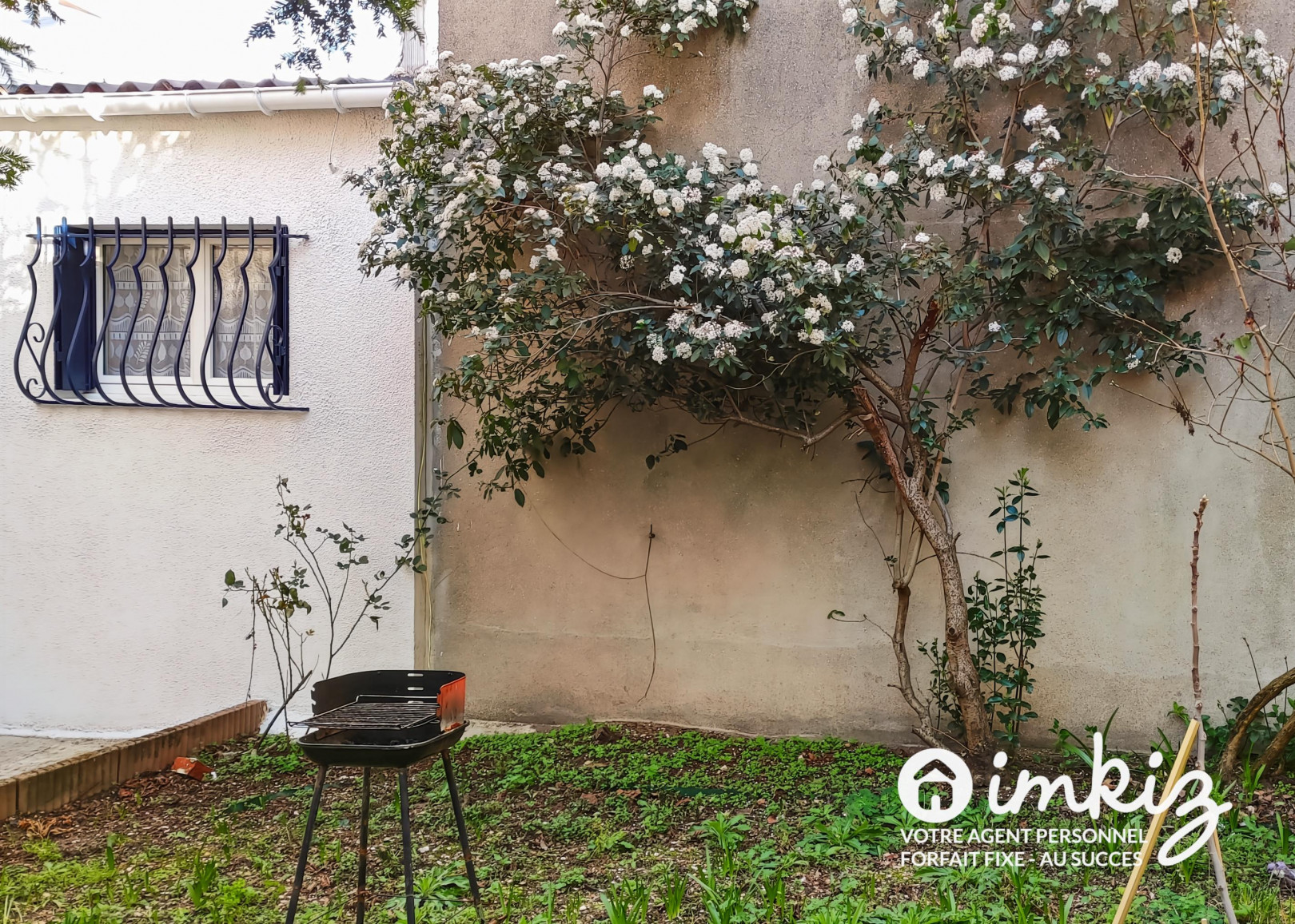 
                                                Vente
                                                 Rare centre Courbevoie : Maisonnette avec jardins