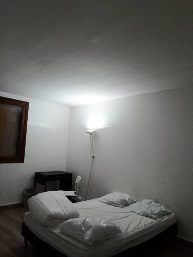 
                                                Location
                                                 Rare : Deux pièces, vue exceptionnelle sur Paris