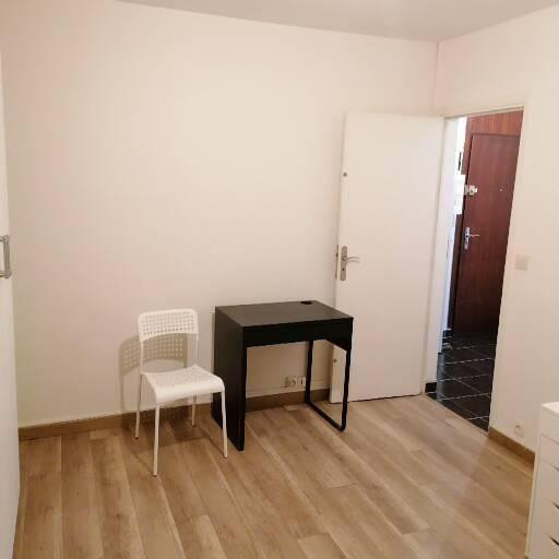 
                                                Location
                                                 Rare : Deux pièces, vue exceptionnelle sur Paris