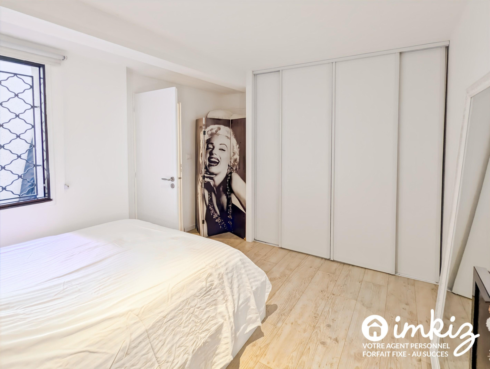 
                                                Vente
                                                 Rare Écusson : 61m² + Terrasse