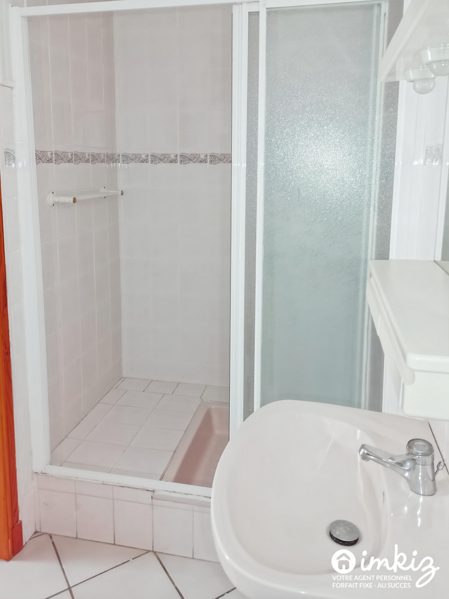 
                                                Vente
                                                 Rare - Maison  T4 - 138 m2