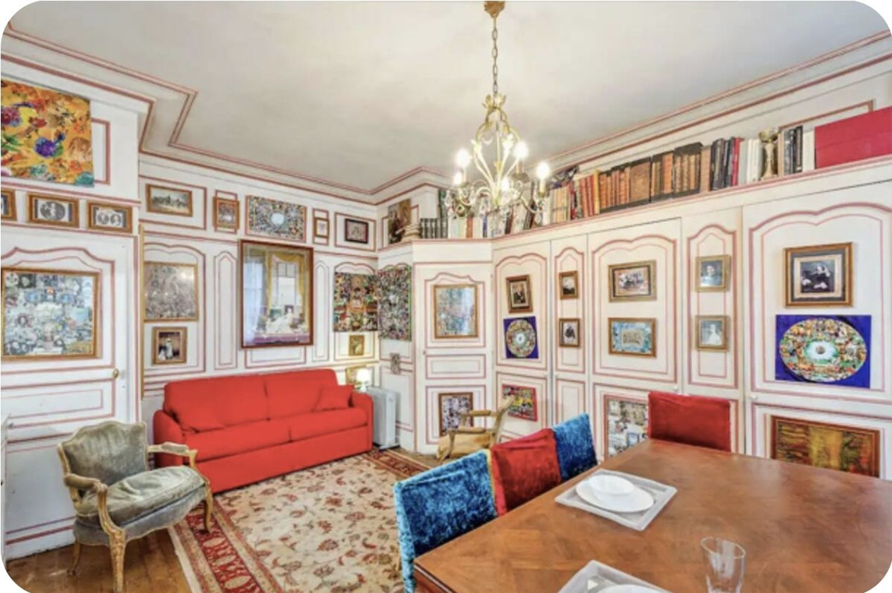
                                                Location
                                                 Rare studio historique aux Invalides (loyer tout inclus)