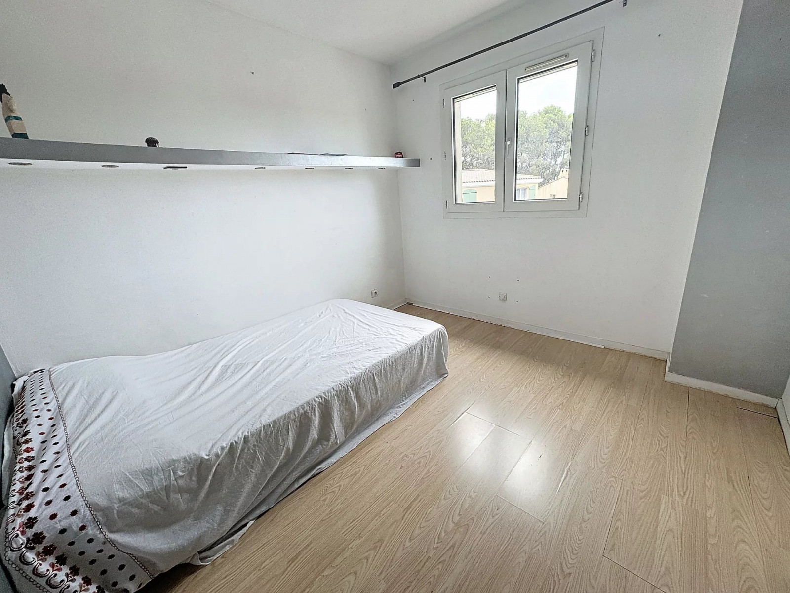 
                                                Vente
                                                 RARE: VILLA AU CALME