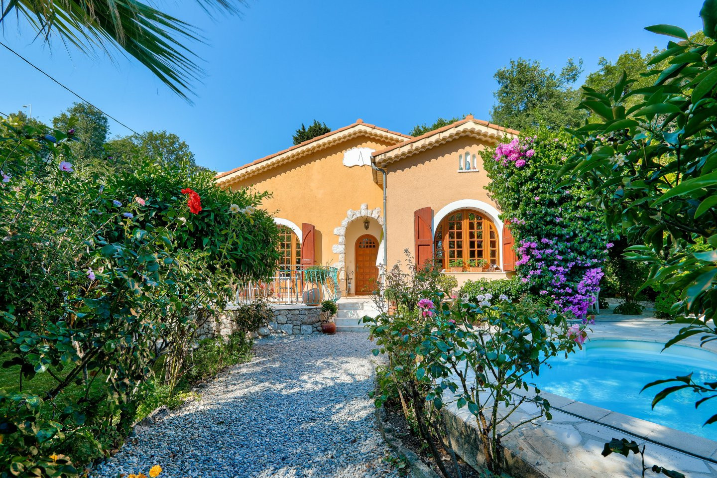 
                                                Vente
                                                 Ravissante maison traditionnelle au coeur de Cimiez