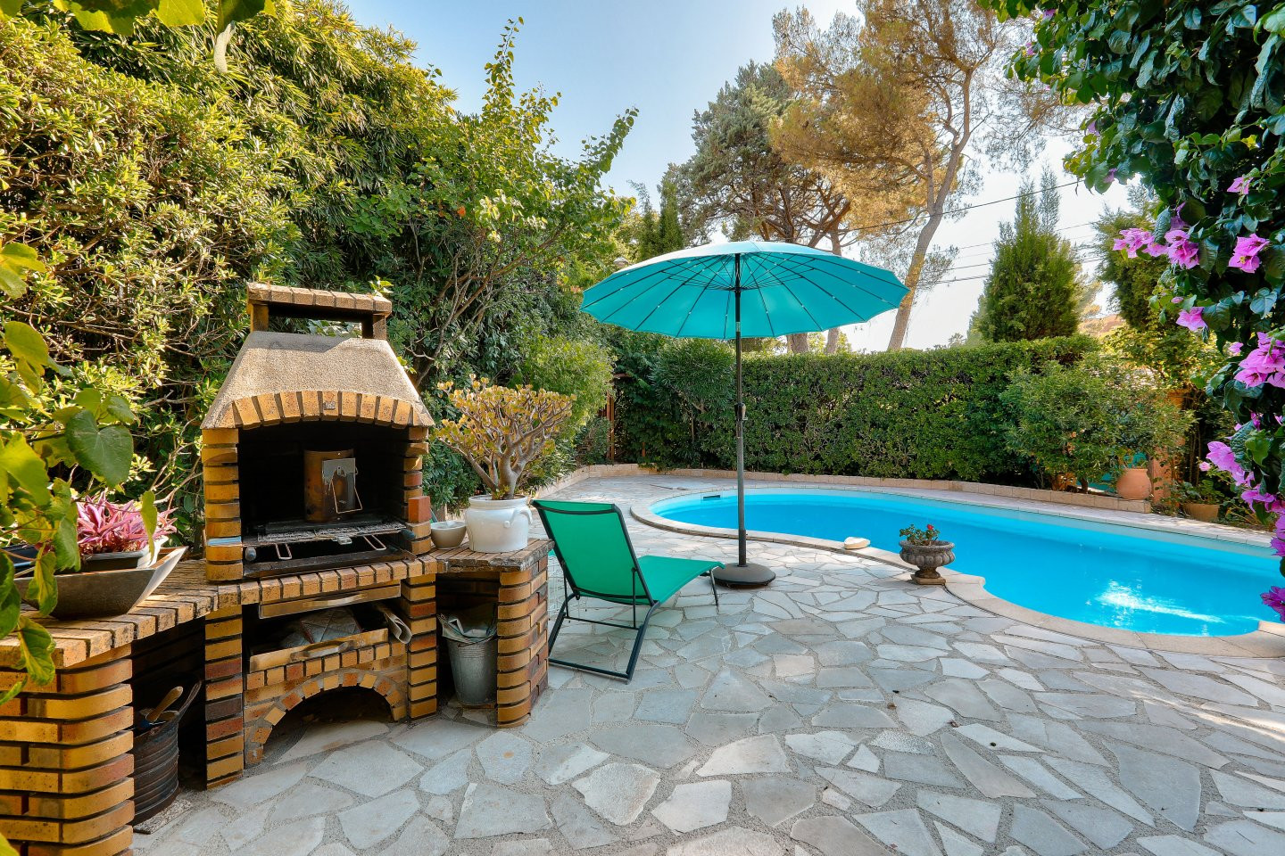 
                                                Vente
                                                 Ravissante maison au coeur de Cimiez