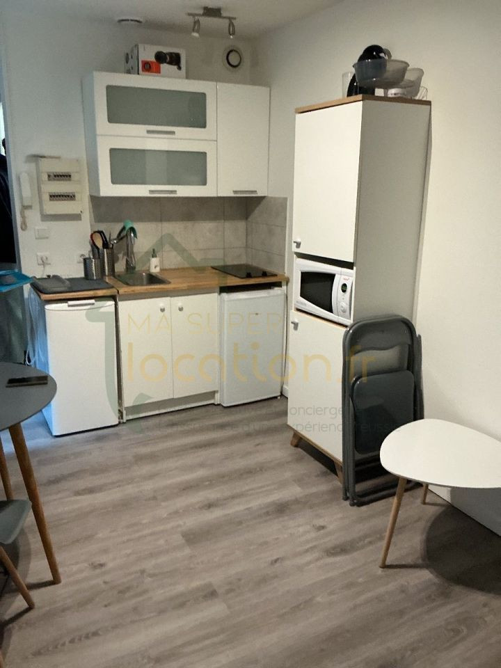 
                                                Location
                                                 RDC Appartement T2 22 m²