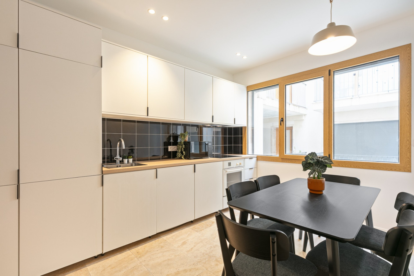 
                                                Colocation
                                                 Référence : 204 Turin B