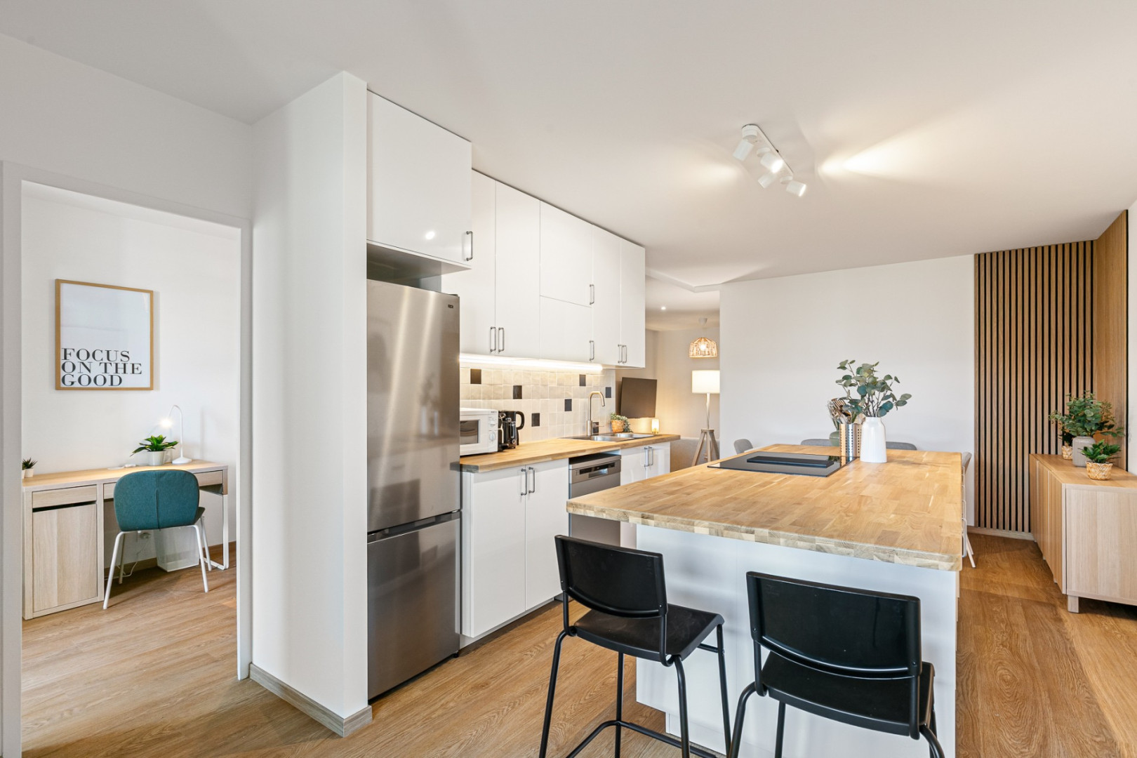 
                                                Colocation
                                                 Référence : 4.4 Montolivo