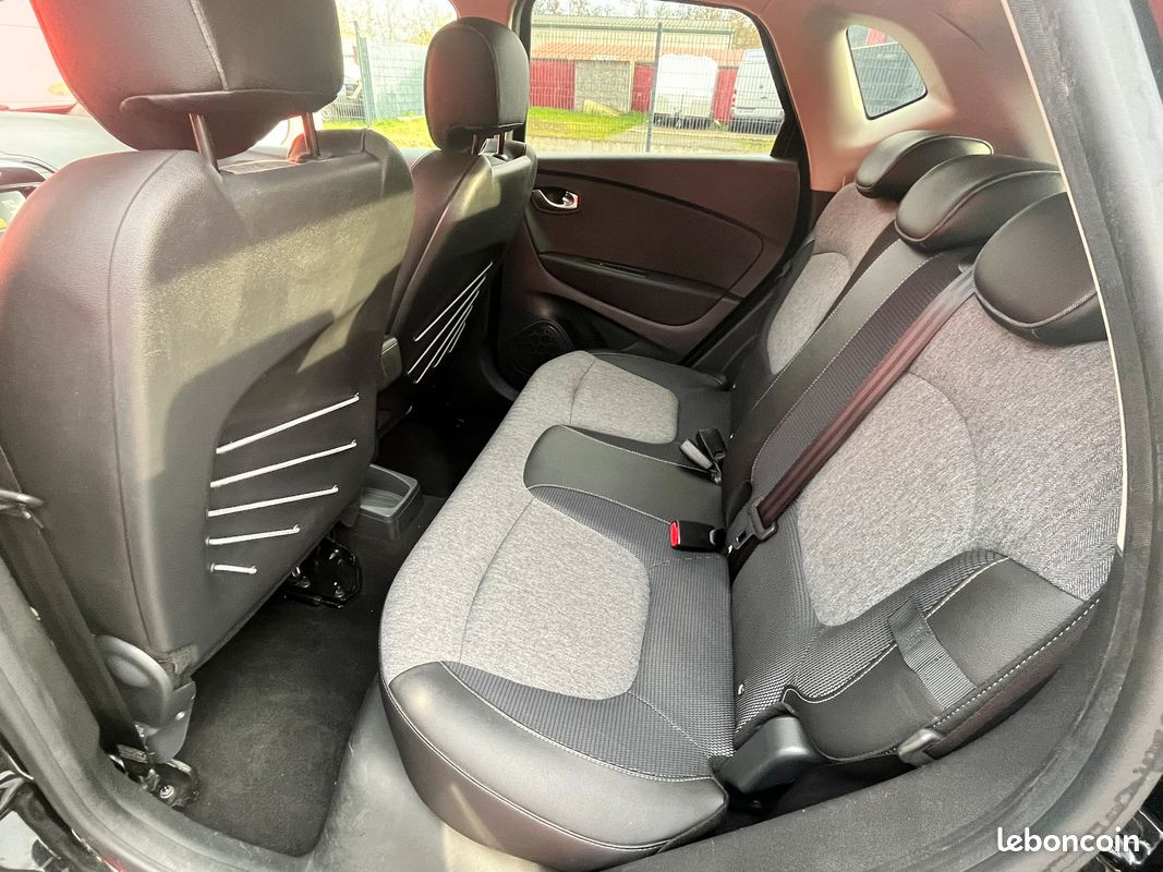 
                                                Voiture
                                                 Renault captur 1.5dci 110 cv energy intens