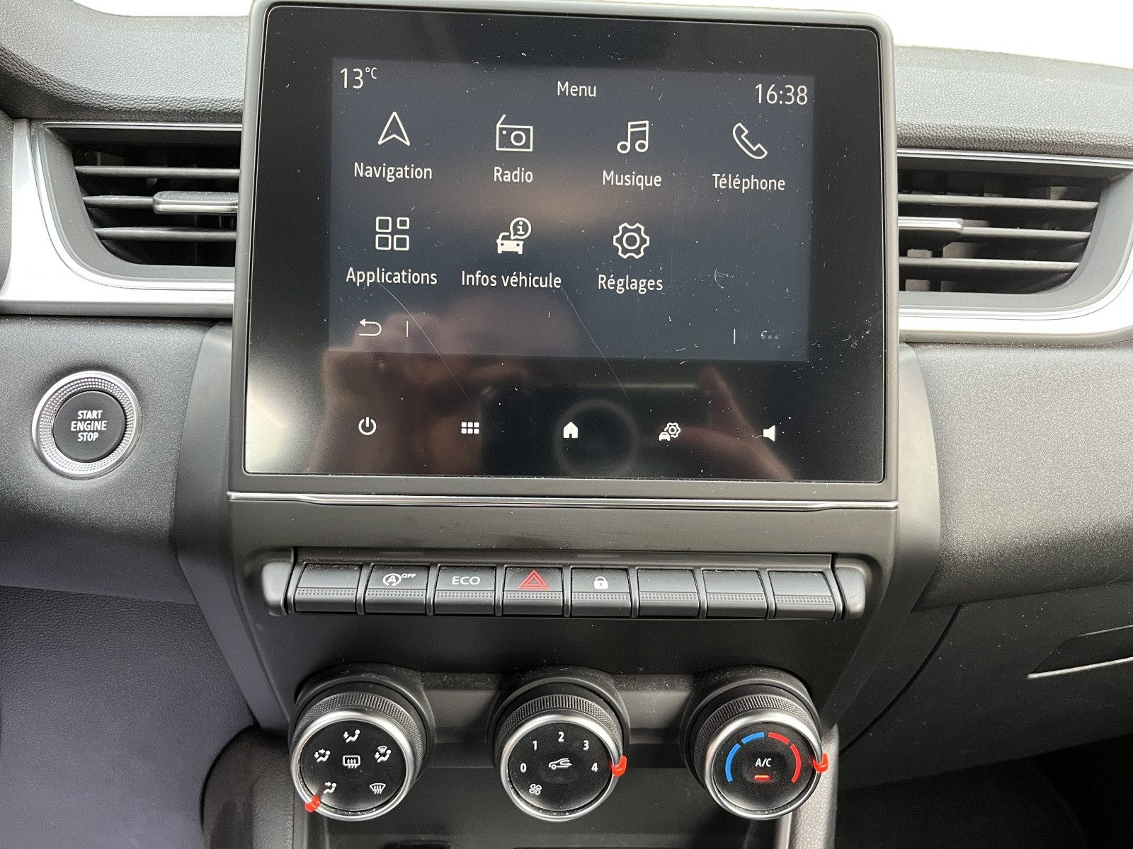 
                                                Voiture
                                                 RENAULT CAPTUR BUSINESS