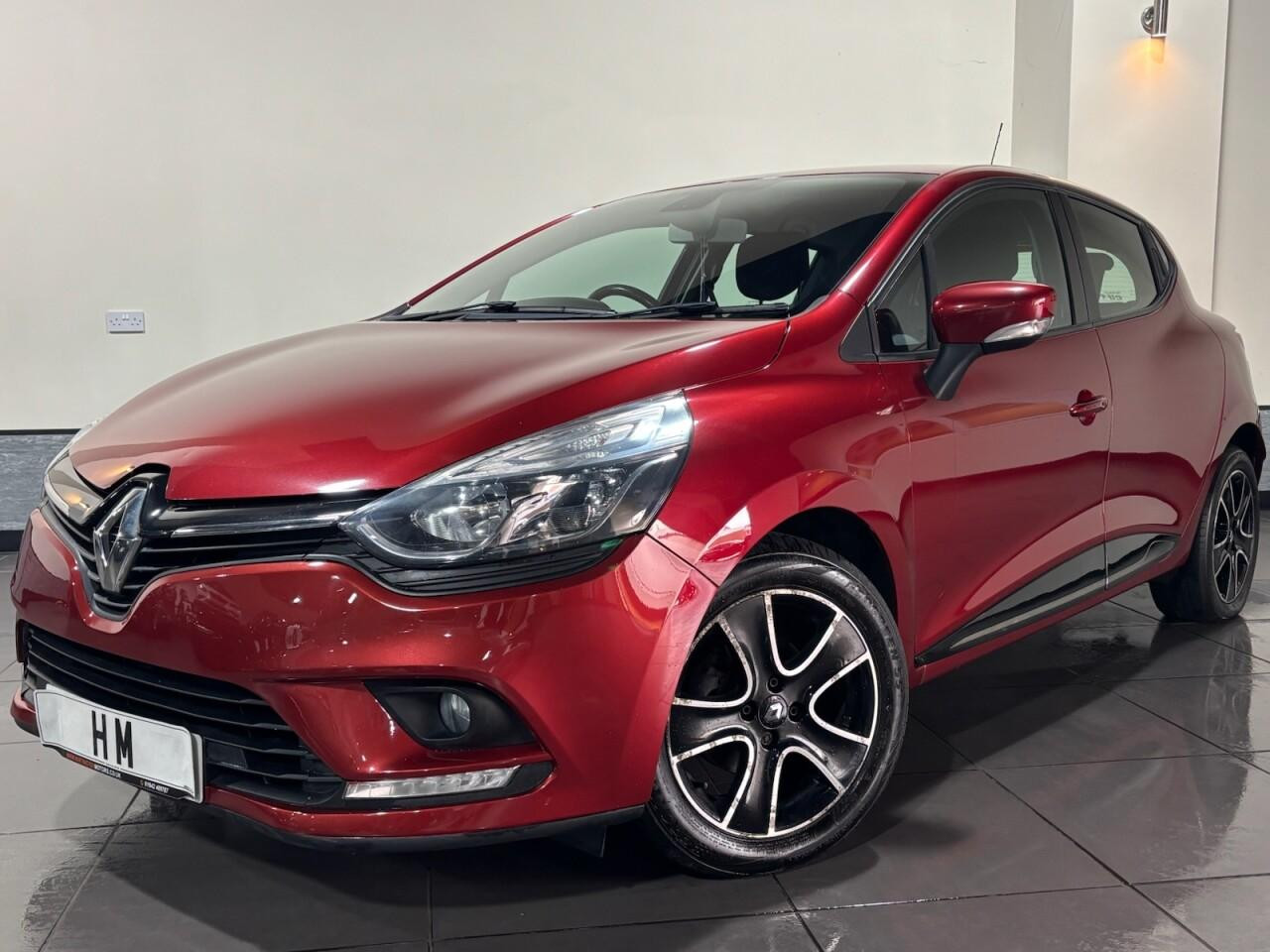 Voiture
                                                 Renault Clio 1.5 dCi Dynamique Nav Hatchback 5dr Diesel Manual Euro 6 (s/s) (90 ps)