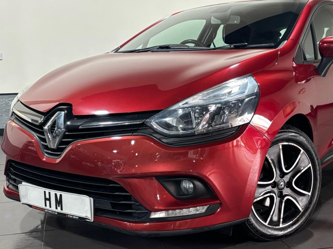 Voiture
                                                 Renault Clio 1.5 dCi Dynamique Nav Hatchback 5dr Diesel Manual Euro 6 (s/s) (90 ps)