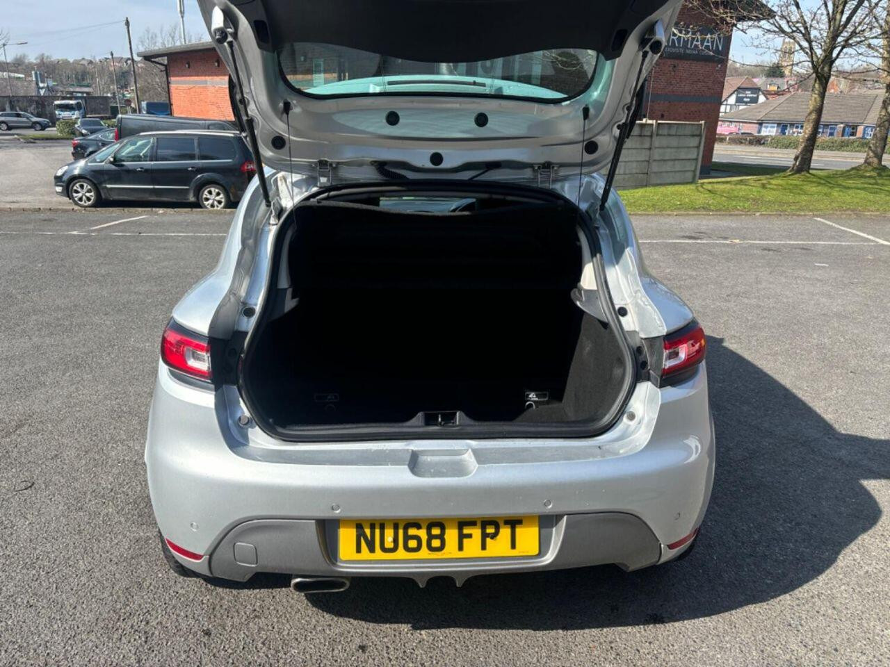 
                                                Voiture
                                                 Renault Clio 1.5 dCi GT Line Hatchback 5dr Diesel Manual Euro 6 (s/s) (90 ps)