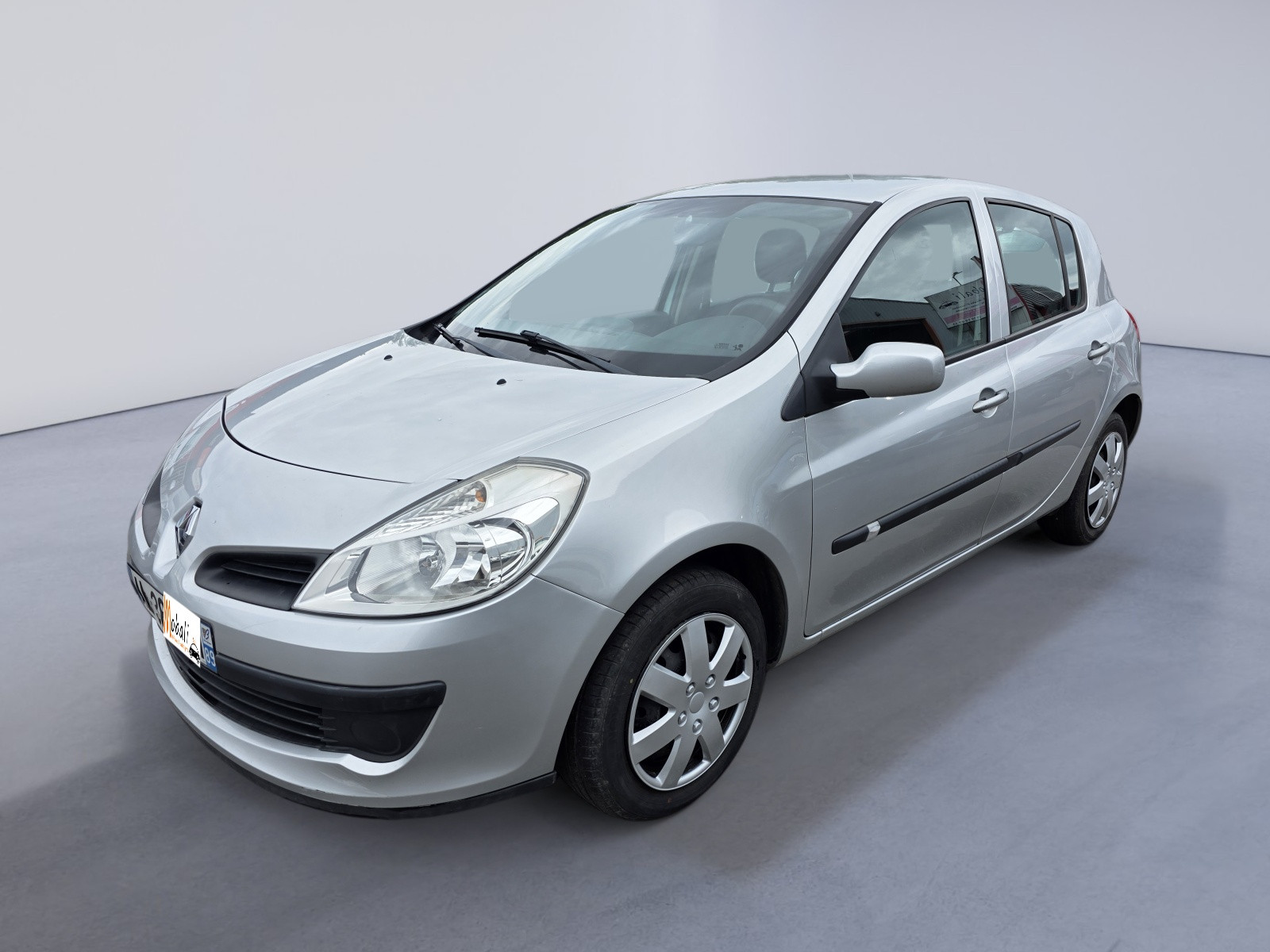 
                                                Voiture
                                                 RENAULT CLIO 3 - 1.5 dCi 70 CV EXPRESSION - 4 CV