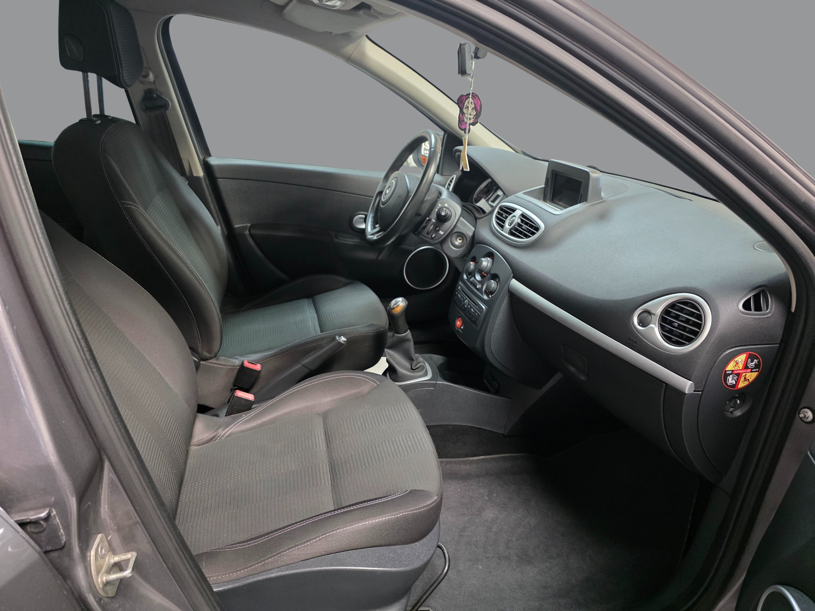 
                                                Voiture
                                                 RENAULT CLIO 3 - 1.5 dCi 90 CV AUTHENTIQUE - 5 CV