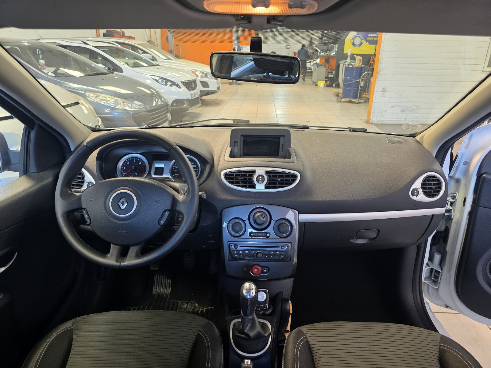 
                                                Voiture
                                                 RENAULT CLIO 3 - 1.5 DCI 90 CV EXPRESSION - 4 CV