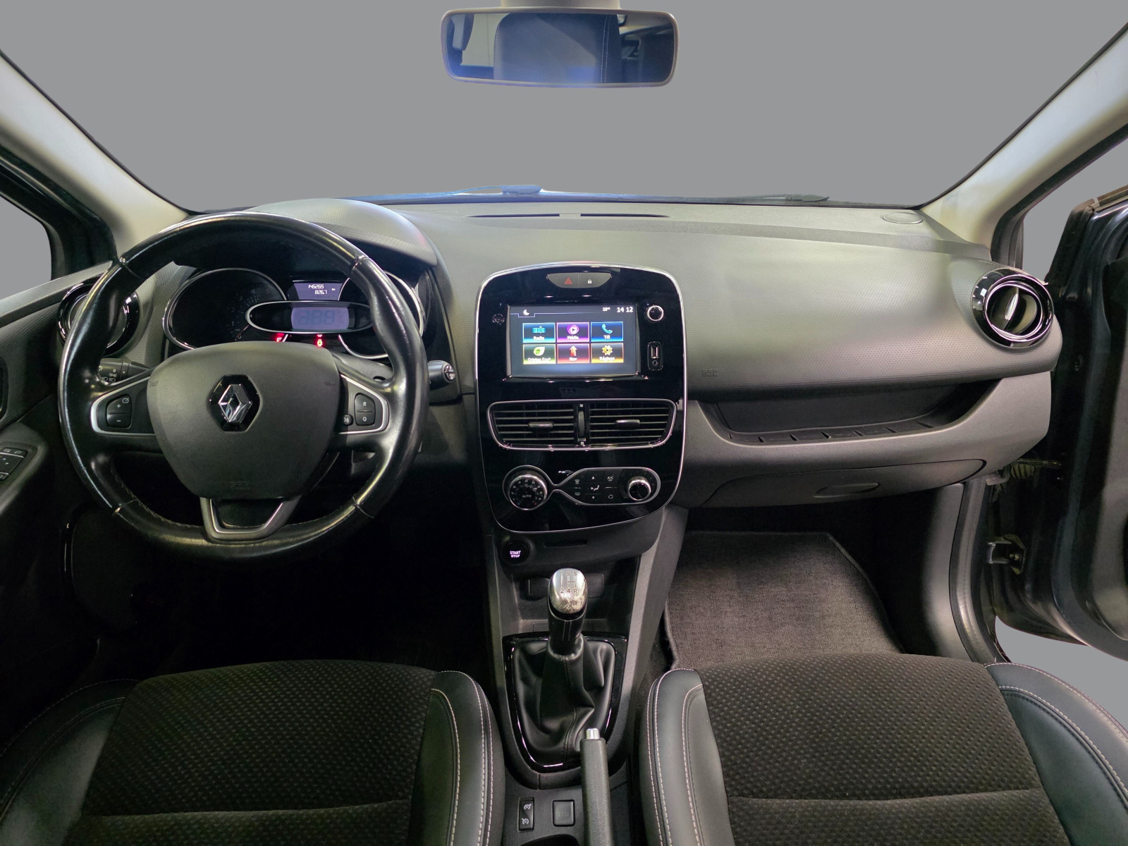 
                                                Voiture
                                                 Renault clio 4 estate - 1.5 dci 90 cv energy intens