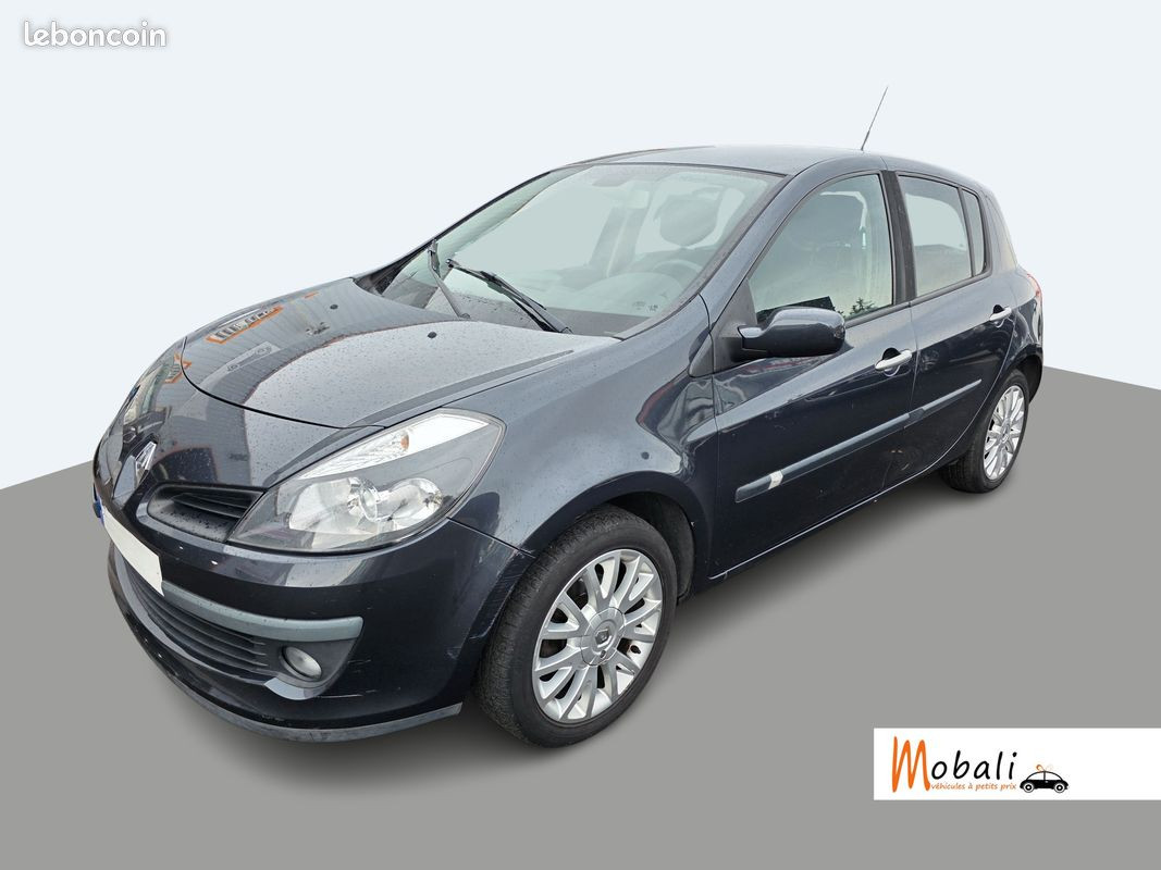 
                                                Voiture
                                                 RENAULT CLIO3 - 1.5 dCi 85 CV EXCEPTION