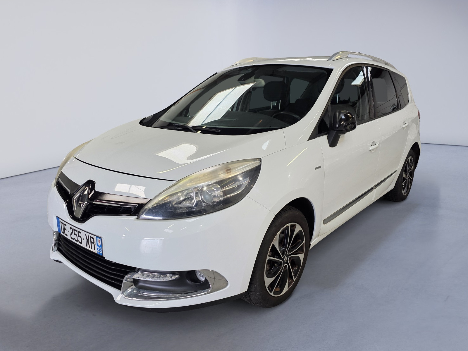 
                                                Voiture
                                                 RENAULT GRAND SCENIC 3 - 1.5 dCi 110 CV BOSE 7 PLACES - 5 CV