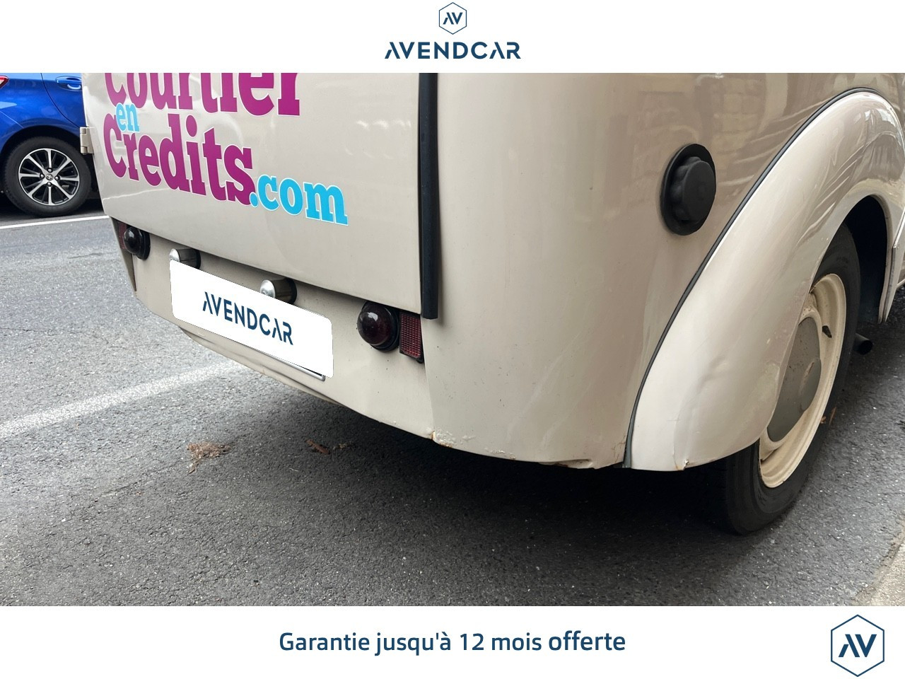 
                                                Utilitaire
                                                 RENAULT JUVAQUATRE