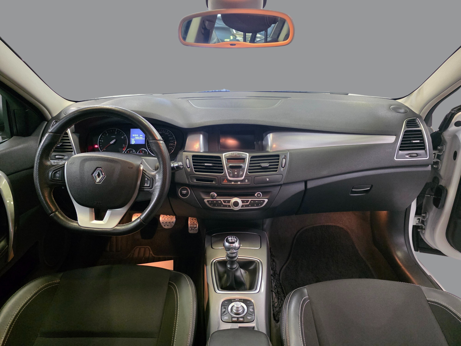 
                                                Voiture
                                                 RENAULT LAGUNA 3 - 1.5 dCi 110 CV LIMITED