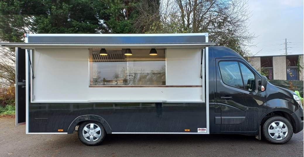 
                                                Utilitaire
                                                 Renault Master food truck épicerie snack magasin