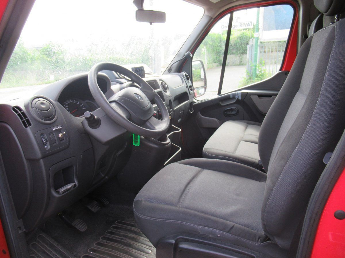 
                                                Utilitaire
                                                 Renault Master Fourgon tolé L2H2 DCI 125