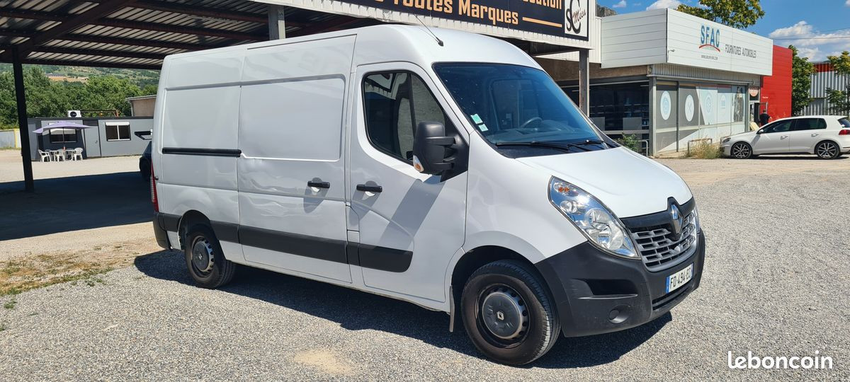 
                                                Voiture
                                                 Renault master l2h2 2.3 dci 130 ch 2019 grand confort