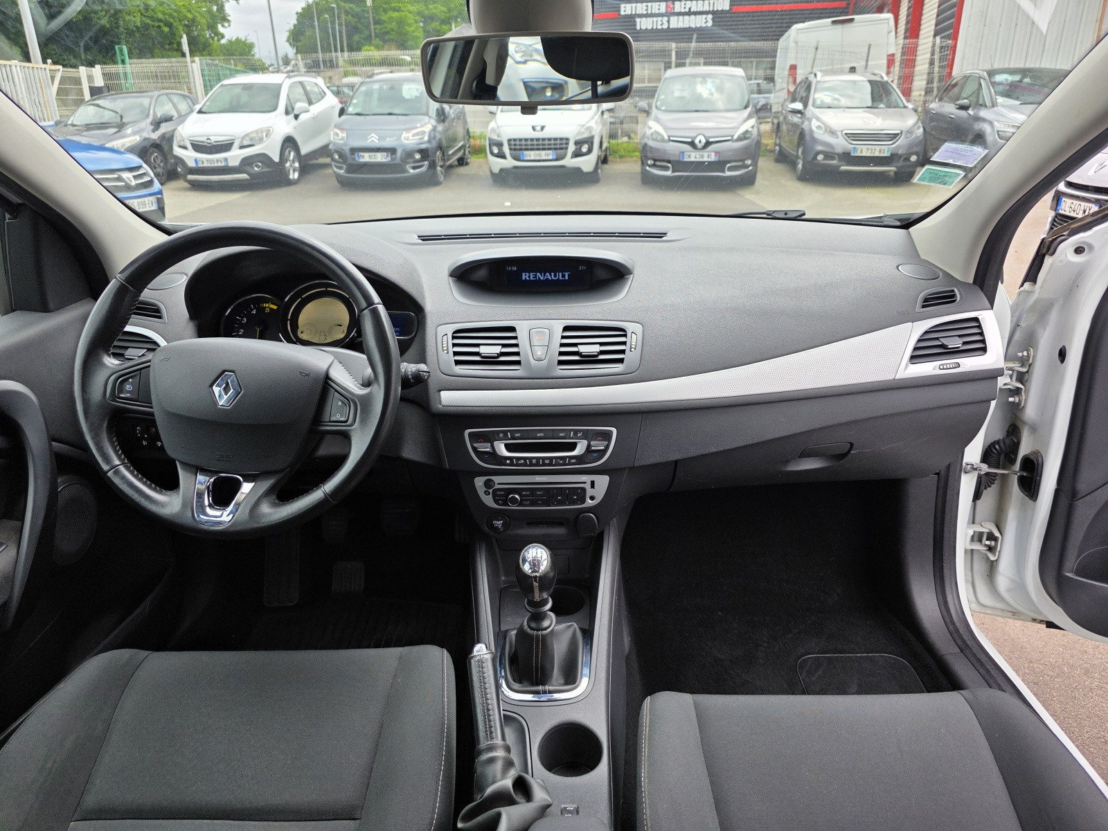 
                                                Voiture
                                                 RENAULT MEGANE 3 ESTATE - 1.5 dCi 110 CV ZEN - 5 CV