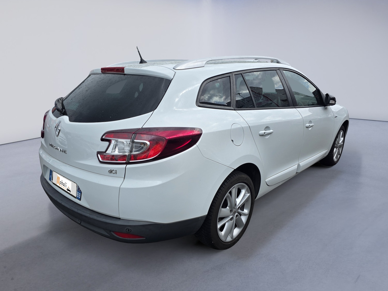 
                                                Voiture
                                                 RENAULT MEGANE 3 ESTATE - 1.5 dCi 95 CV LIMITED - 5 CV