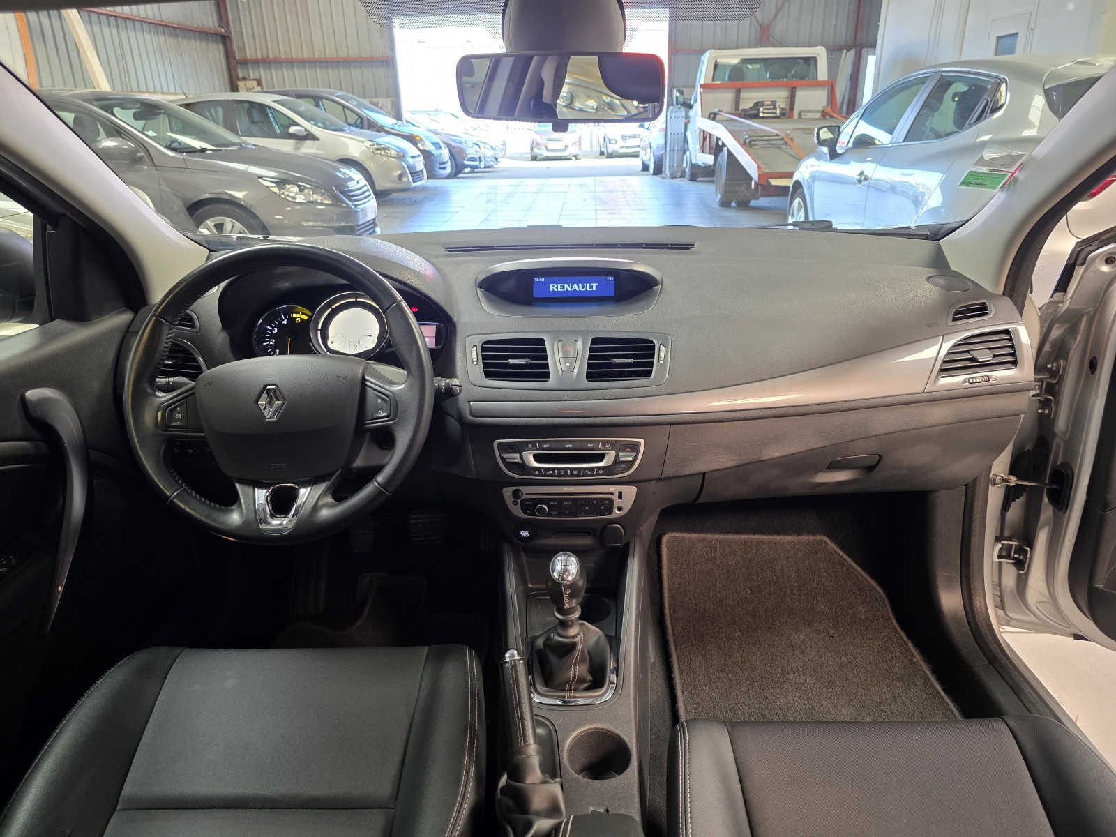 
                                                Voiture
                                                 RENAULT MEGANE 3 ESTATE - 1.5 dCi 95 CV ZEN - 5 CV