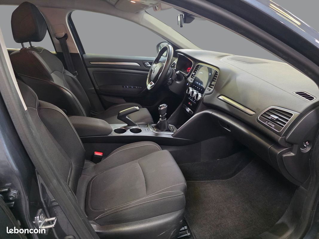 
                                                Voiture
                                                 RENAULT MEGANE 4 - 1.5 Blue dCi 116 CV BUSINESS - 6 CV