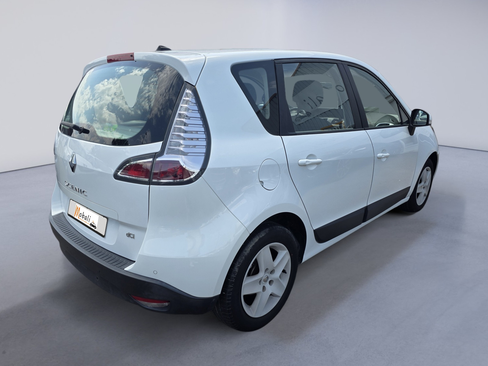 
                                                Voiture
                                                 RENAULT SCENIC 3 - 1.5 dCi 110 CV EXPRESSION - 5 CV