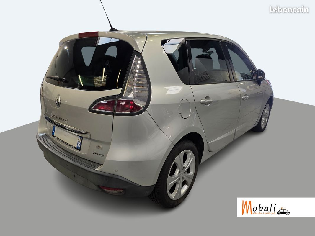 
                                                Voiture
                                                 RENAULT SCENIC 3 - 1.6 dCi 130 CV BOSE