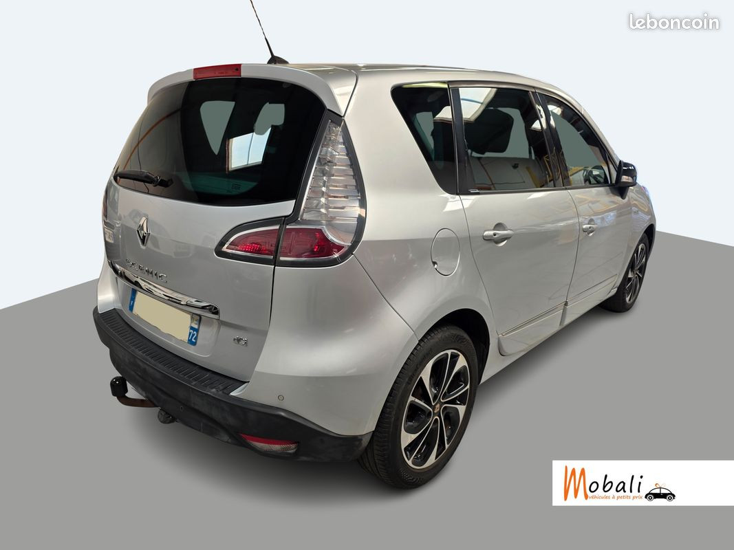 
                                                Voiture
                                                 RENAULT SCENIC 3 - 1.6 dCi 130 CV BOSE Edition - 7 CV