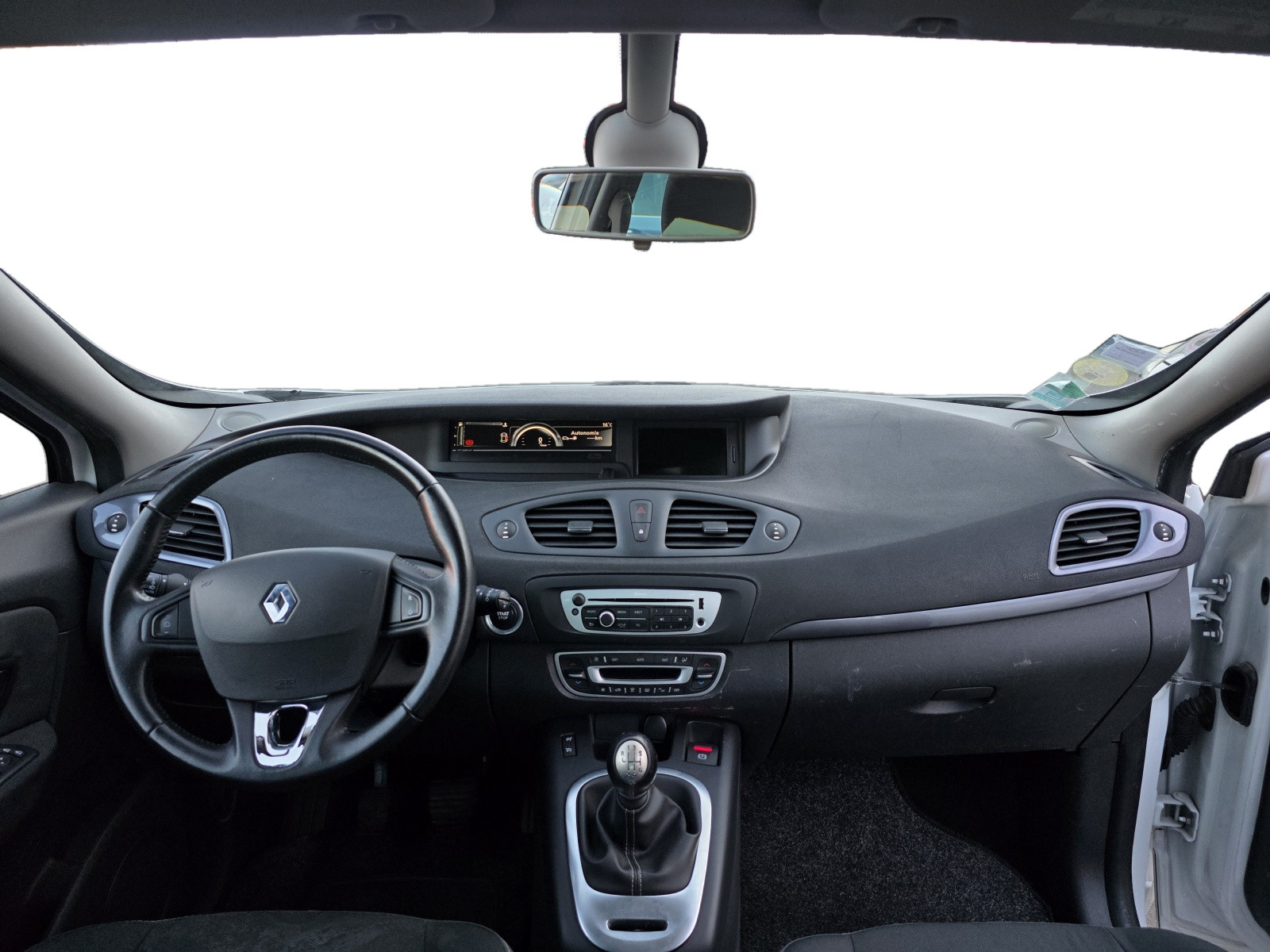 
                                                Voiture
                                                 Renault Scénic