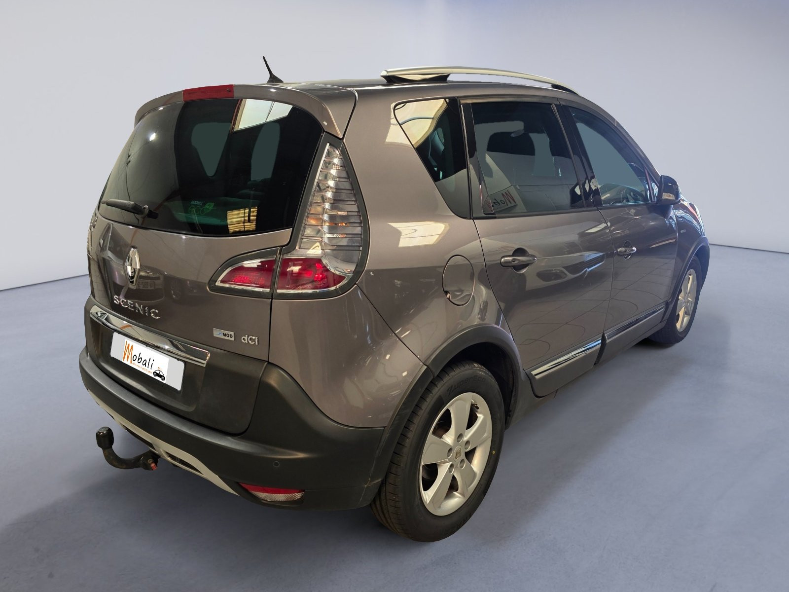 
                                                Voiture
                                                 RENAULT SCENIC3 XMOD - 1.6 dCi 130 CV BOSE - 7 CV