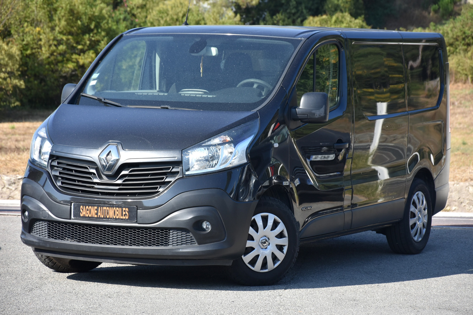 
                                                Voiture
                                                 Renault Trafic III 1.6 Dci 140 Grand Confort