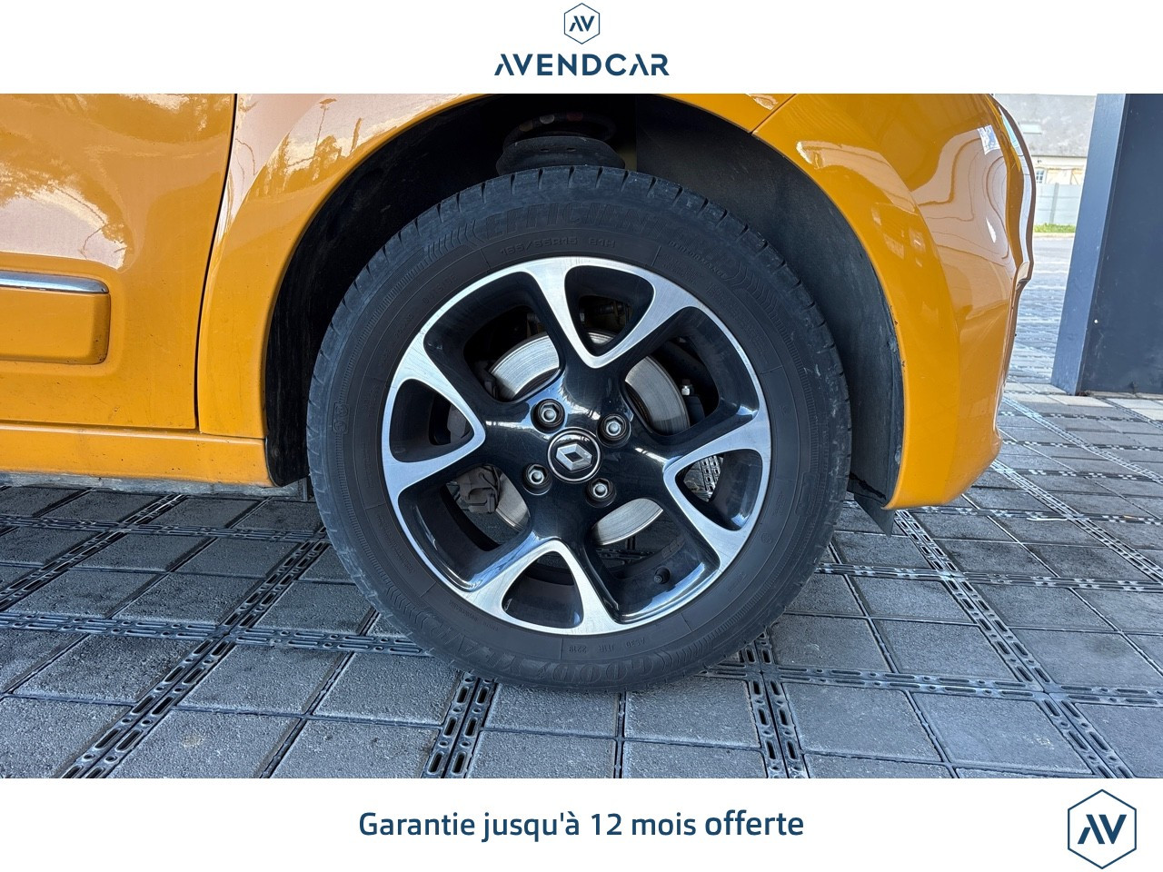 
                                                Voiture
                                                 Renault Twingo 3 INTENSE 95TCE