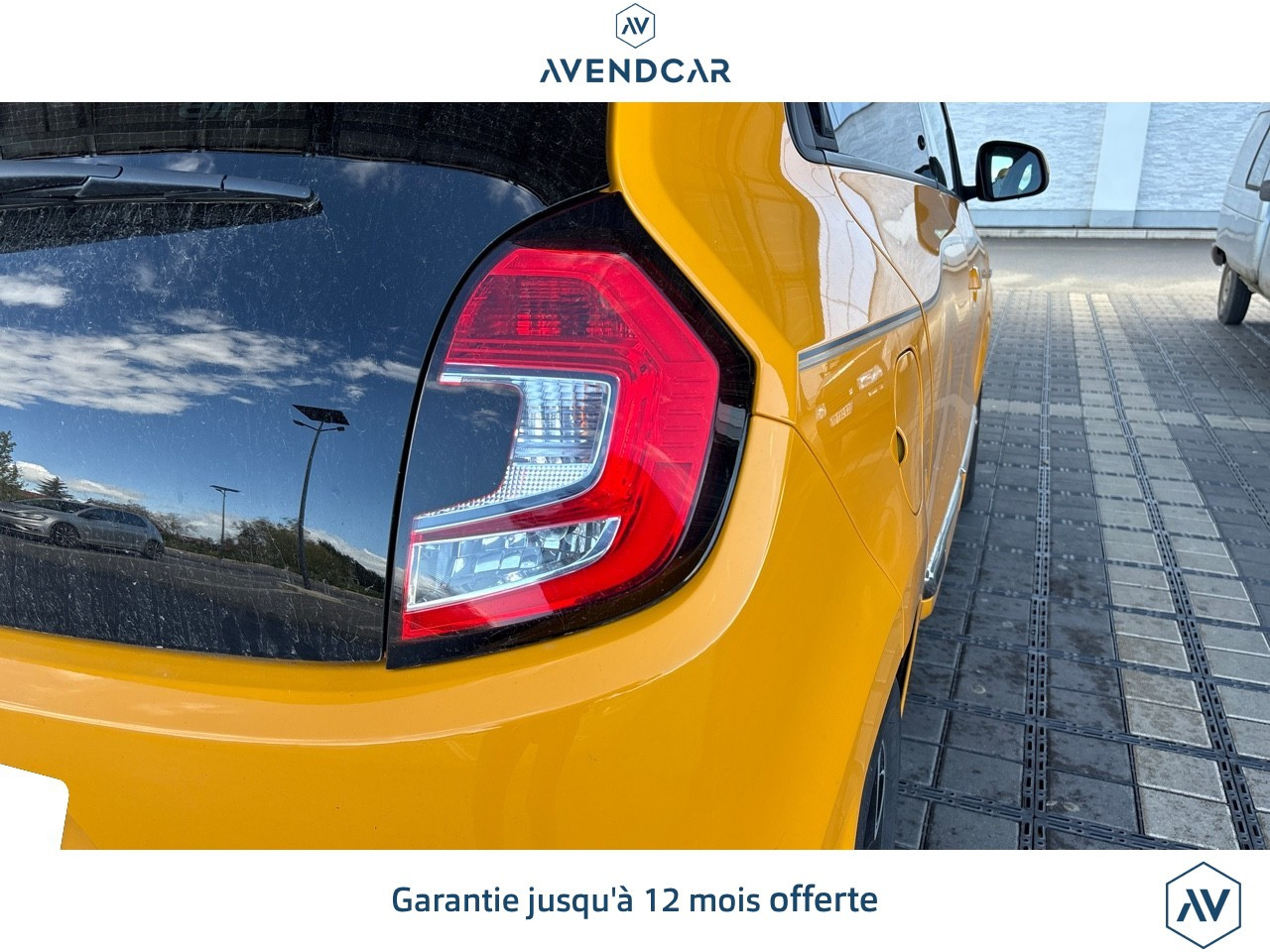 
                                                Voiture
                                                 Renault Twingo 3 INTENSE 95TCE