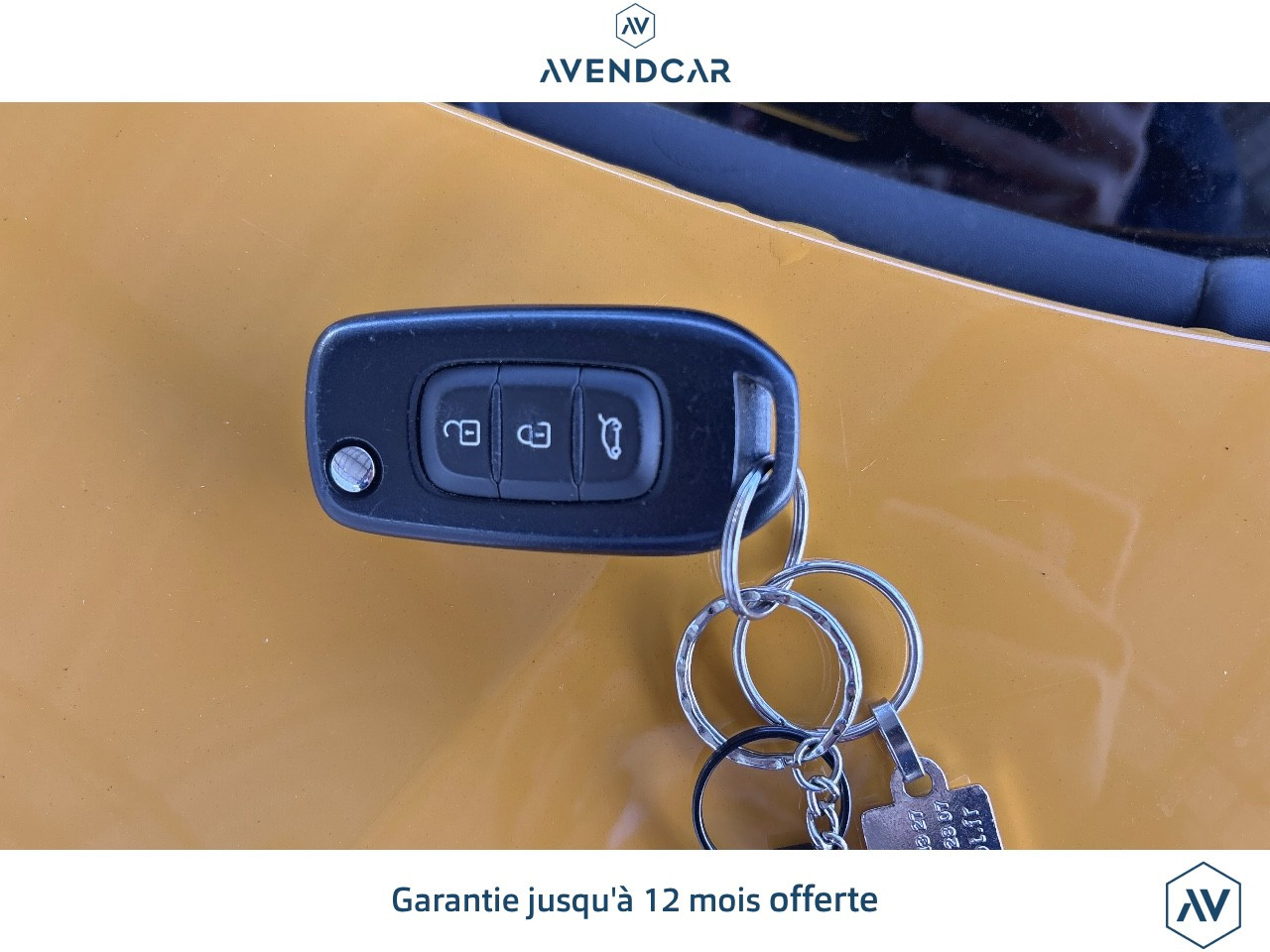 
                                                Voiture
                                                 Renault Twingo 3 INTENSE 95TCE