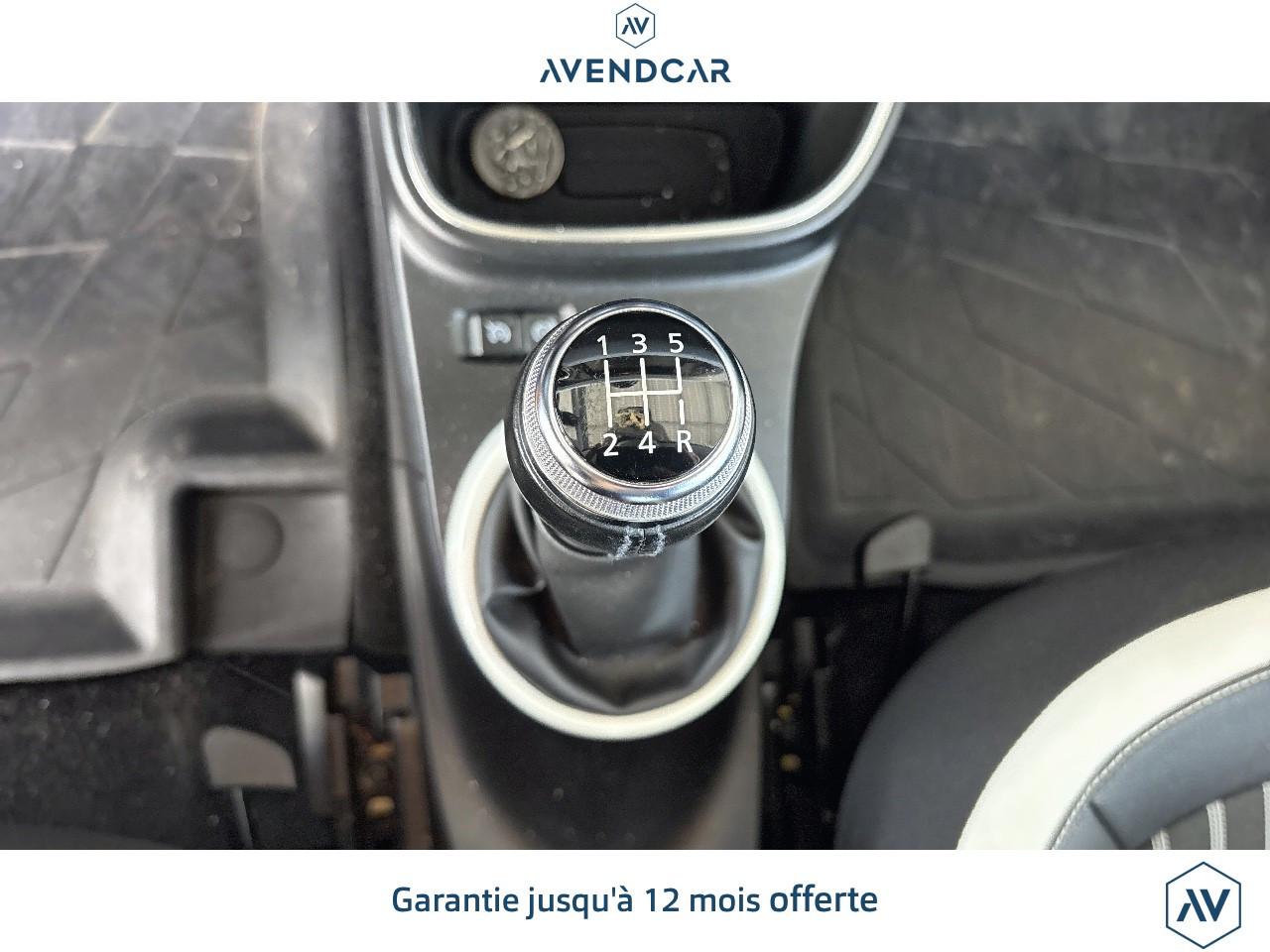 
                                                Voiture
                                                 Renault Twingo 3 INTENSE 95TCE