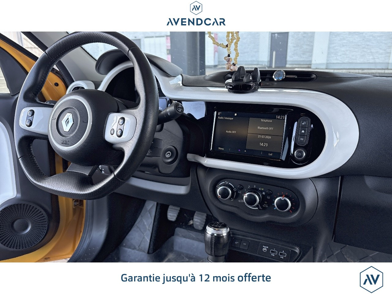 
                                                Voiture
                                                 Renault Twingo 3 INTENSE 95TCE