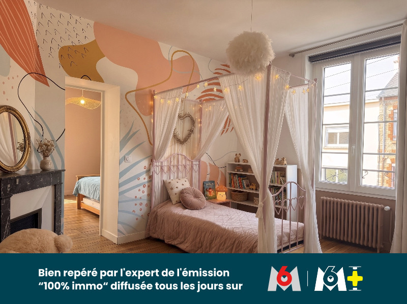 
                                                Vente
                                                 RENNES SACRÉ-CŒUR | Demeure historique de 191 m² | Extérieur 266 m² | 5 Chambres | Garage | Gare LGV à pied