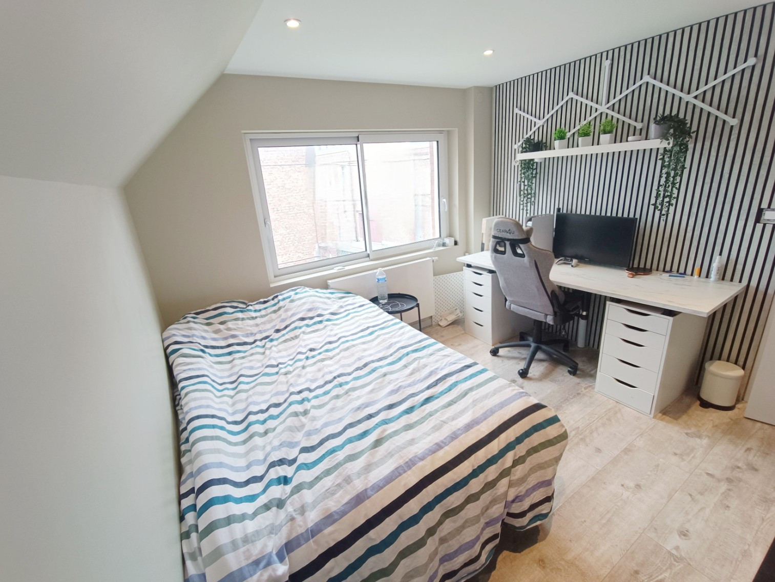 
                                                Vente
                                                 Rénovation 2024 chambres garages jardin