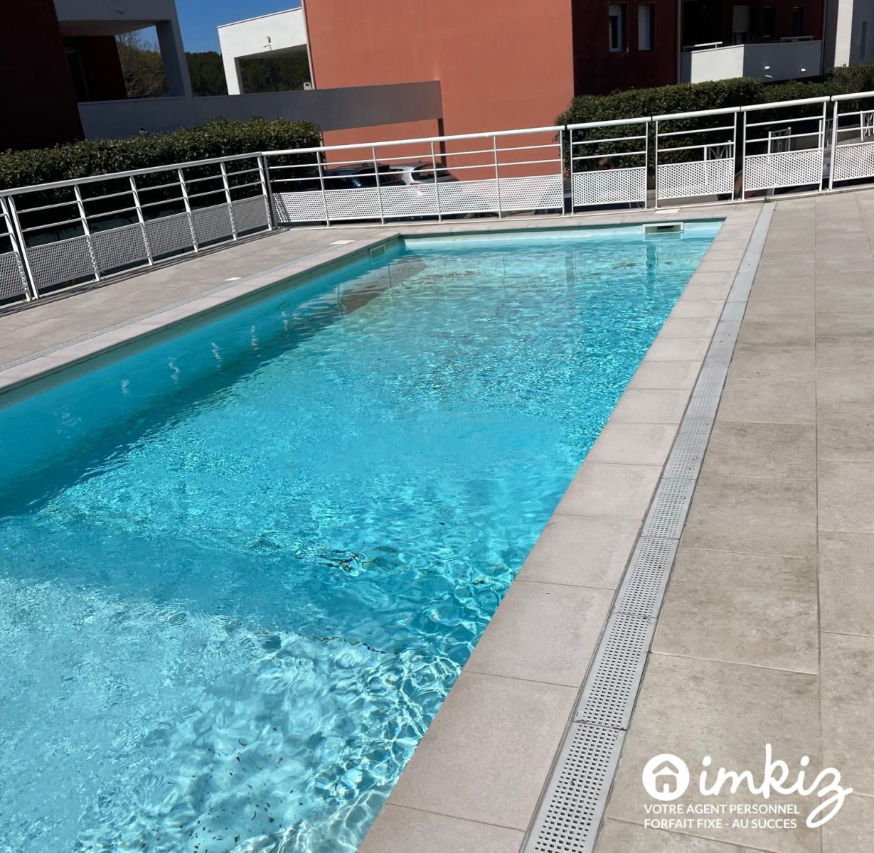 
                                                Vente
                                                 Residence avec piscine - terrasse, jardins  et box
