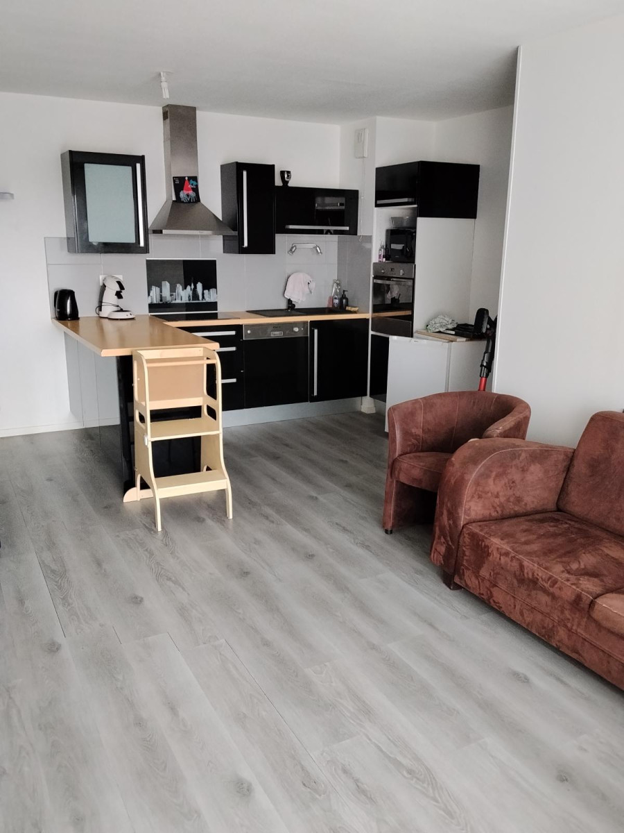 
                                                Location
                                                 Résidence calme avec ascenseur