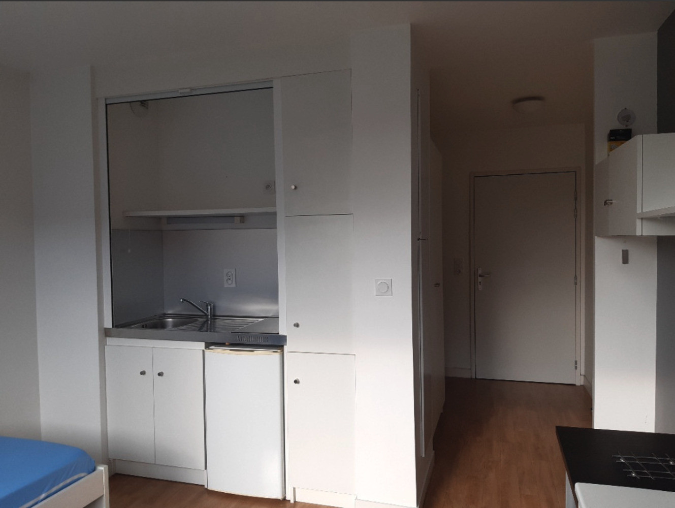 
                                                Location
                                                 Résidence étudiante 1 pièce