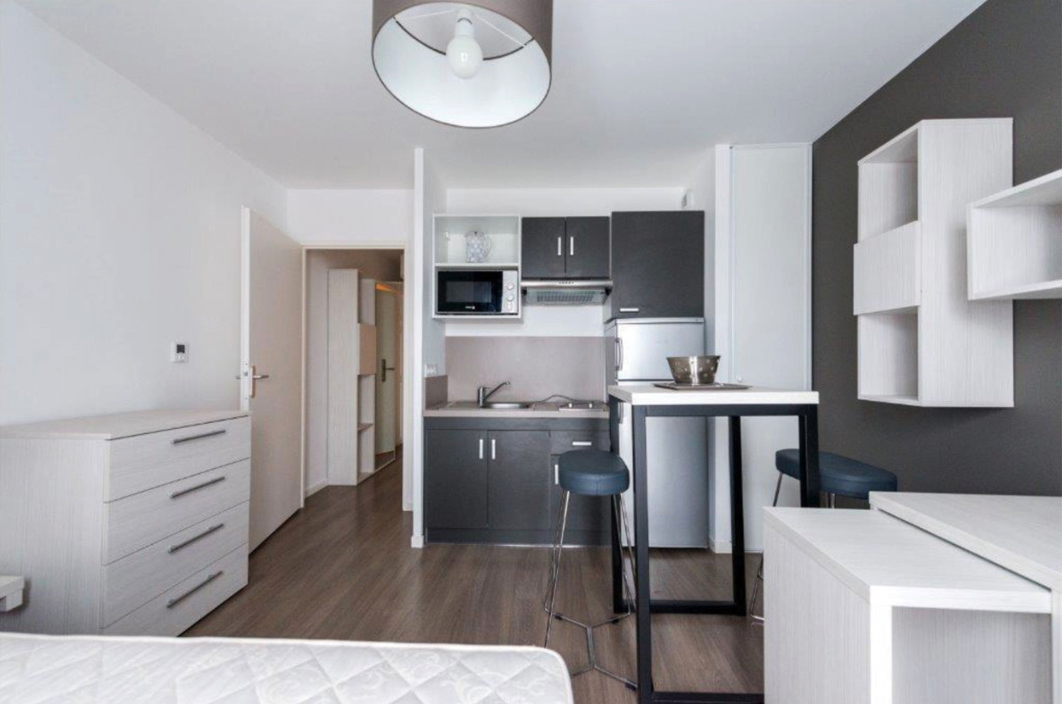 
                                                Location
                                                 Résidence étudiante 1 pièce